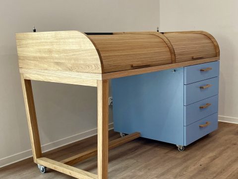 Rolladenschreibtisch