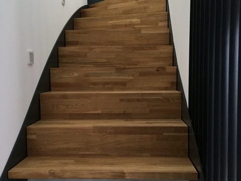 Treppen / Einbaumöbel